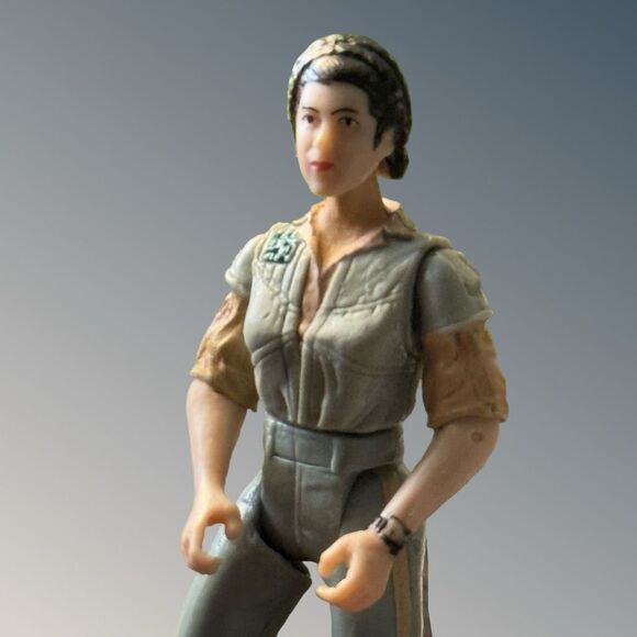 2007 Hasbro Star Wars Hoth Leia Super Articulated Action Mini Figure 3” - Picture 2 of 9